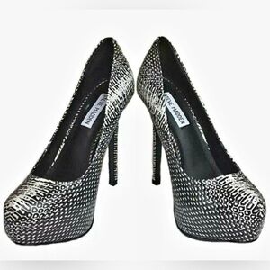 Steve Madden Monochrome Platform Heels
